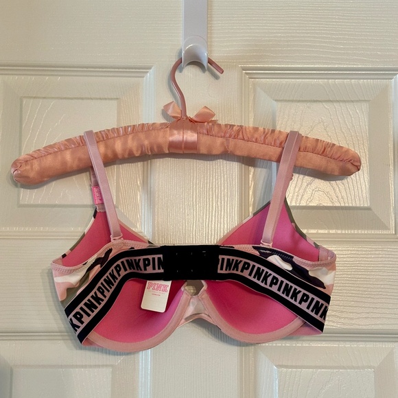 Victoria’s Secret Pink Blush Camouflage Push-up Bra -NWT - Picture 2 of 3